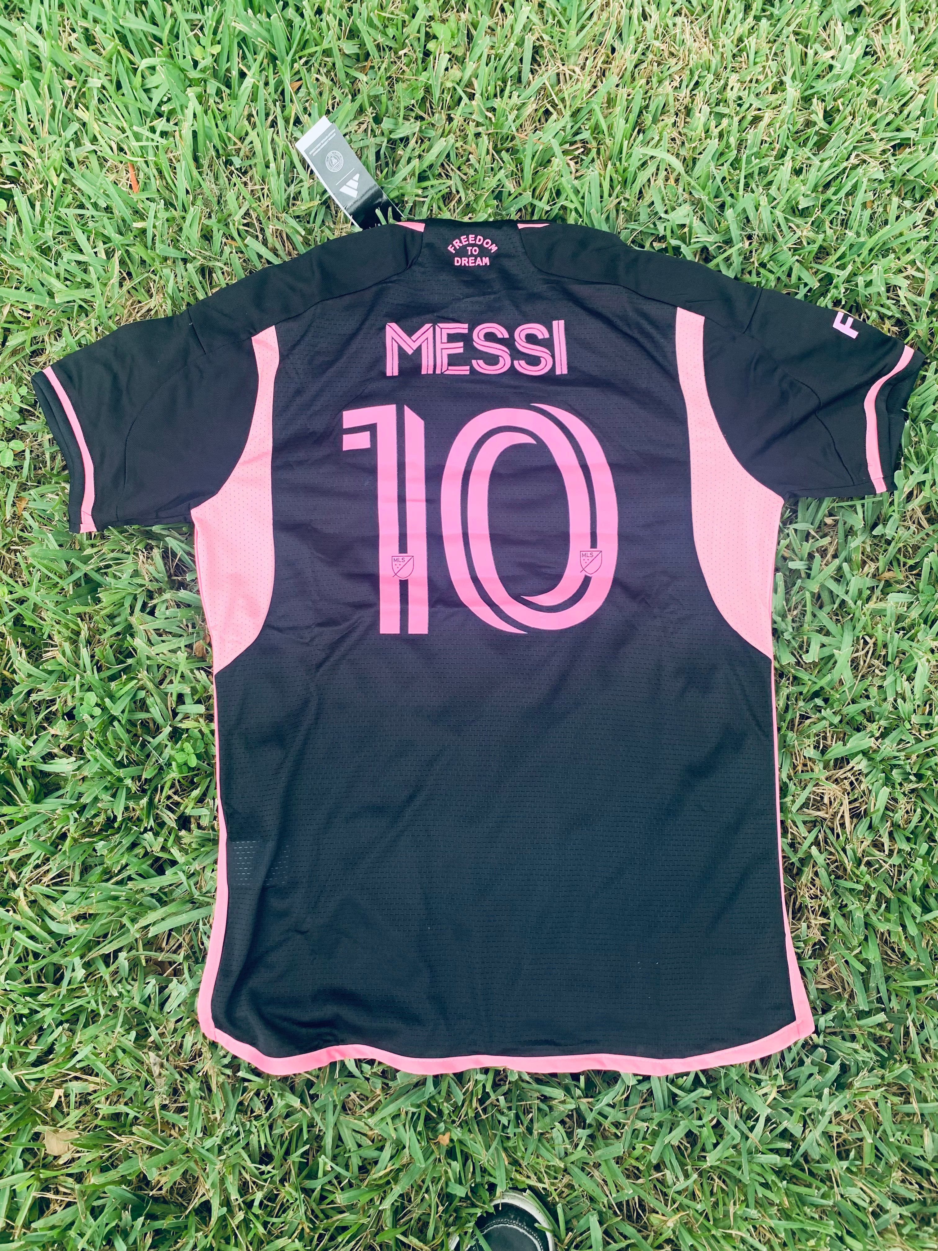 Messi black jersey player version