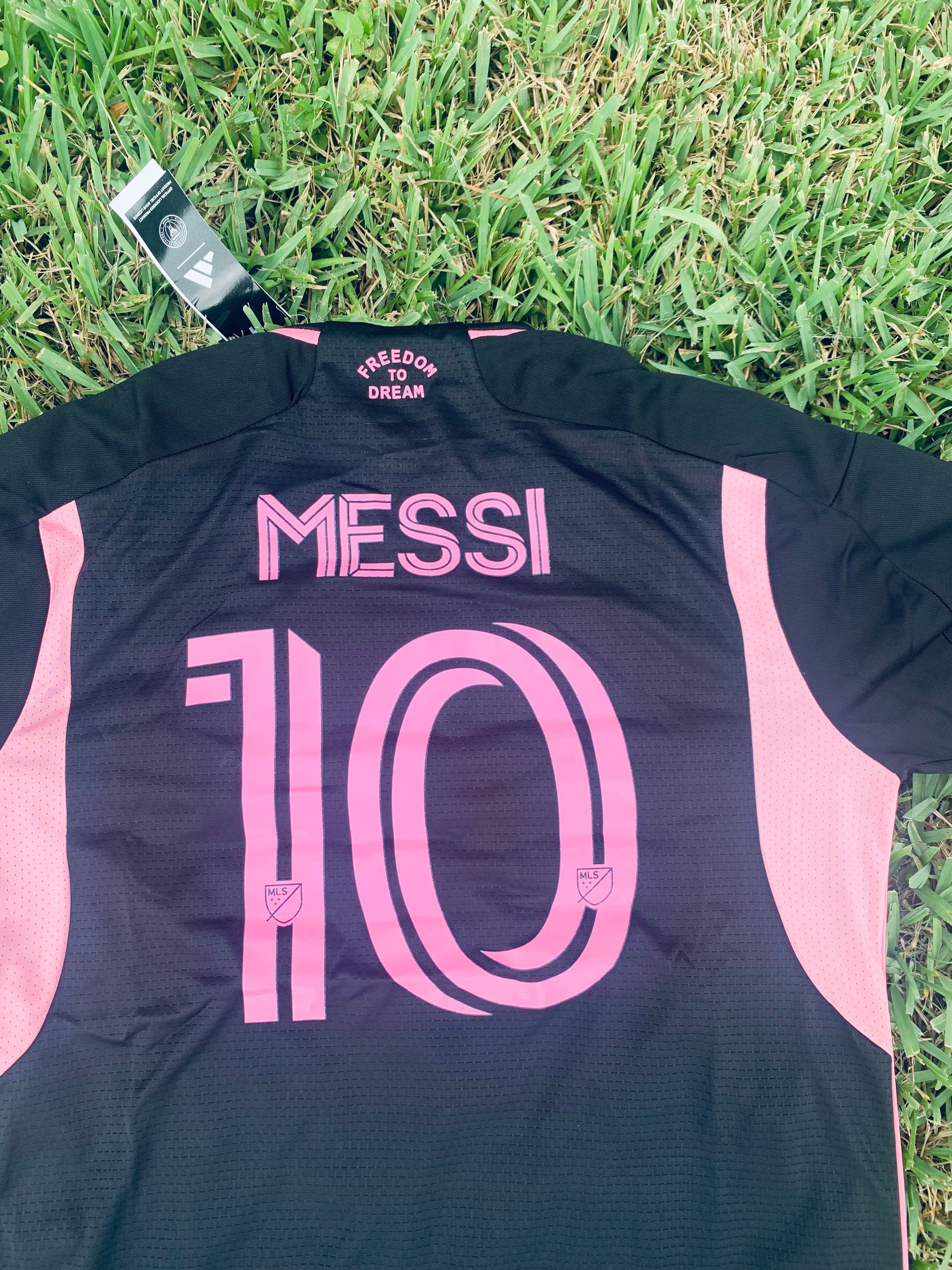 Messi black jersey player version