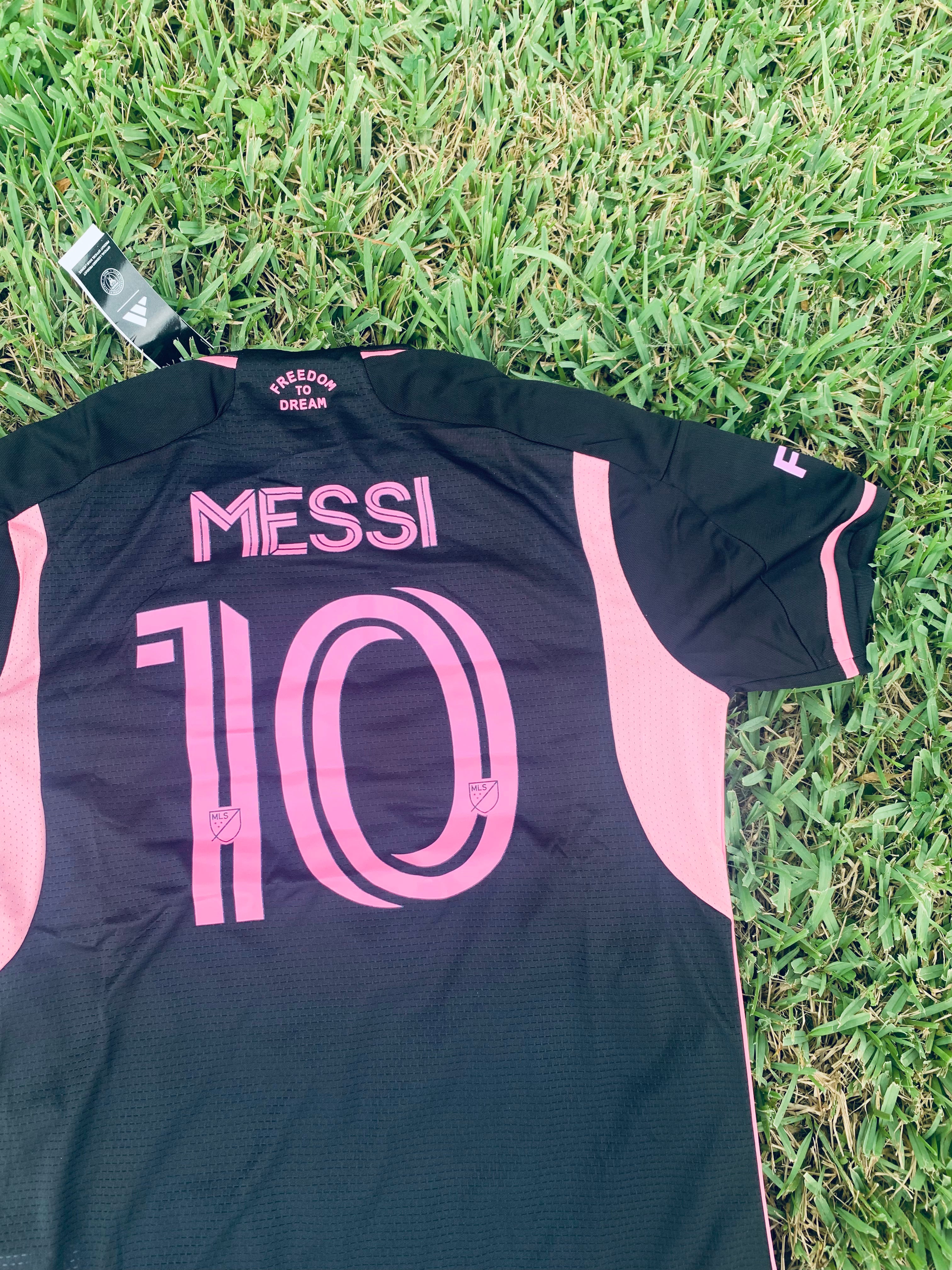 Messi black jersey player version