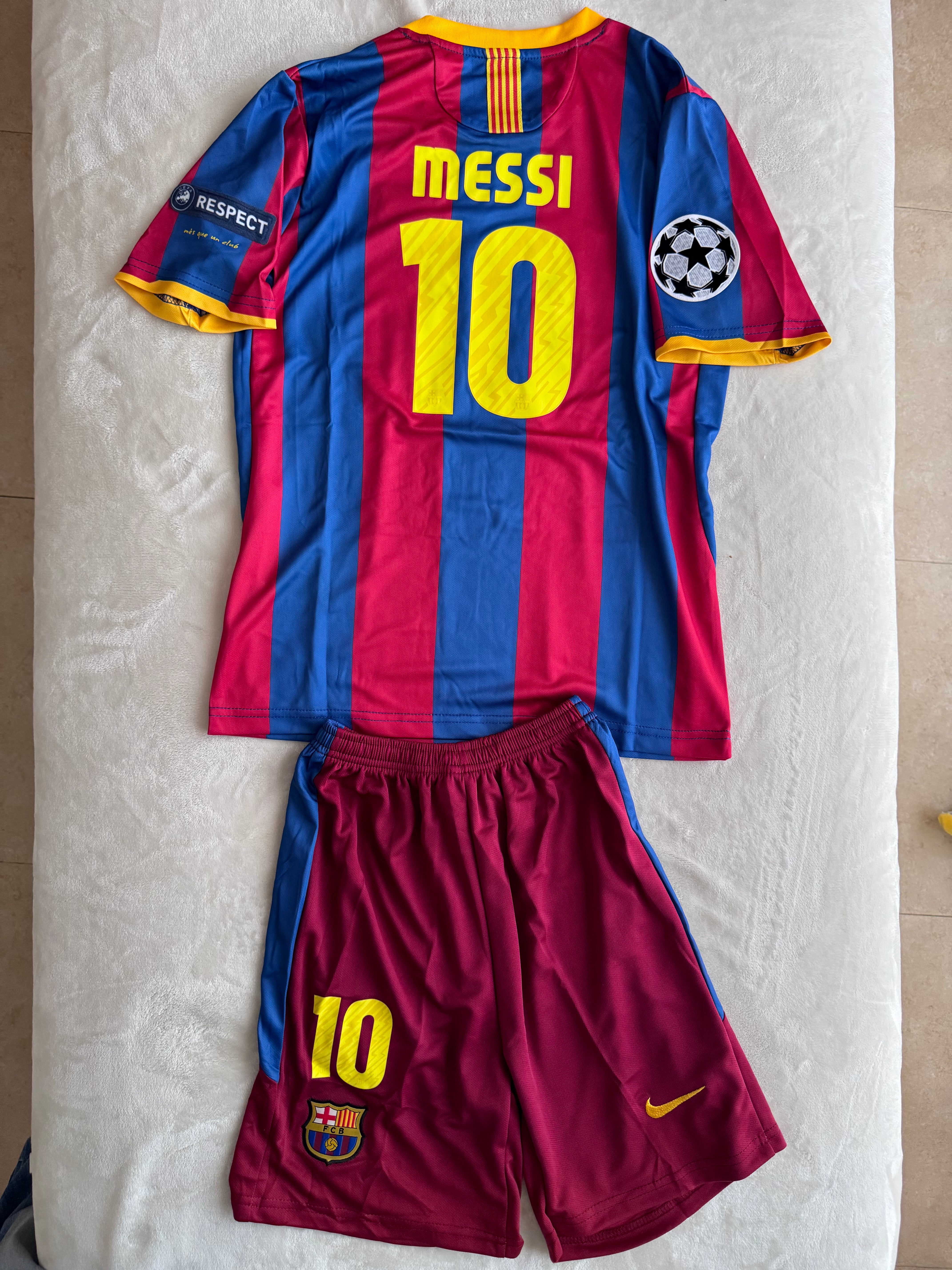 Messi Barcelona Kids Set 2011